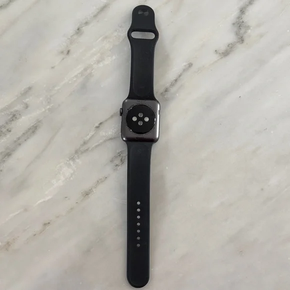 Apple Midnight Black Smartwatch - Picture 5 of 5